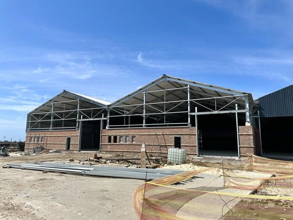 1 560 m² Industrial space