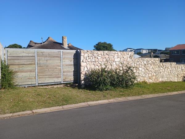 724 m² Land