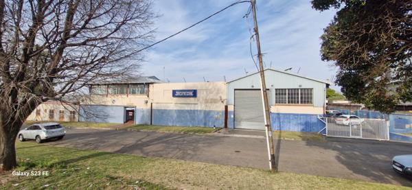 1 200 m² Industrial space