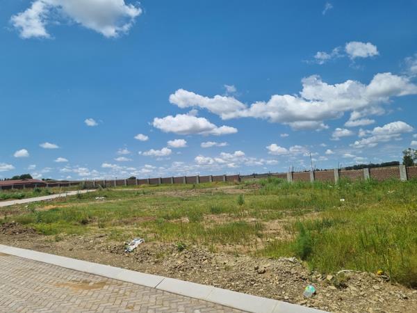 296 m² Land