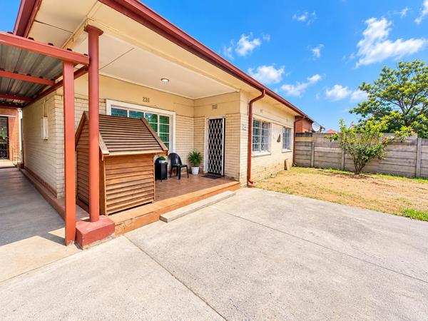 2 Bedroom House