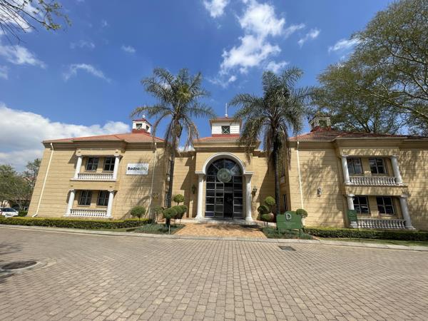 322.9 m² Commercial space