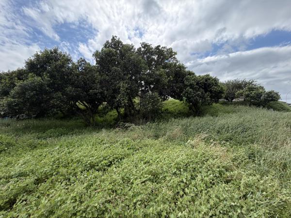 733 m² Land
