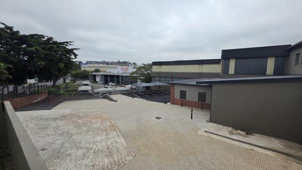 1 615 m² Industrial space