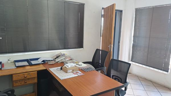 213 m² Commercial space
