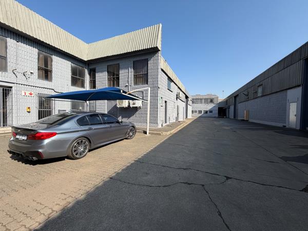 333 m² Industrial space