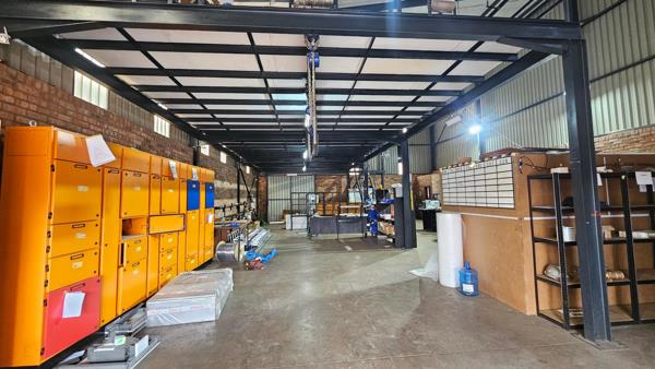 330 m² Industrial space