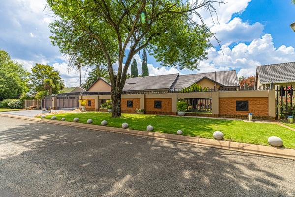 6 Bedroom House