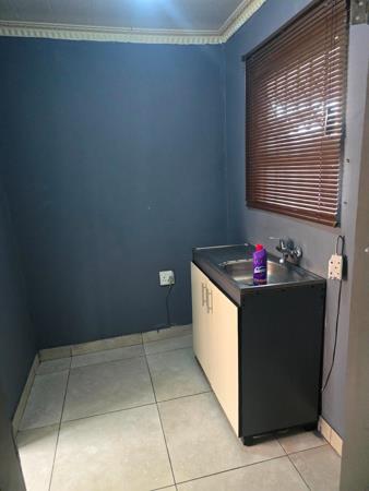 1 Bedroom House