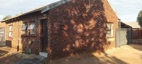 2 Bedroom House