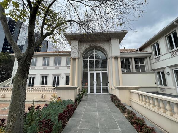 607 m² Commercial space