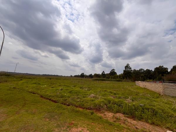 809 m² Land