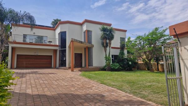 5 Bedroom House