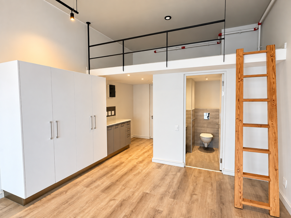 Studio Apartment