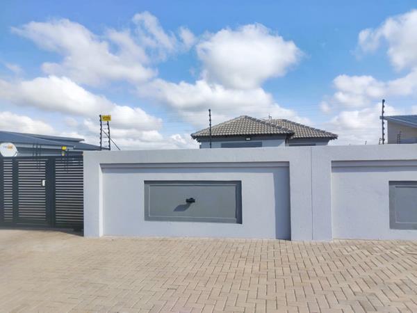 2 Bedroom House