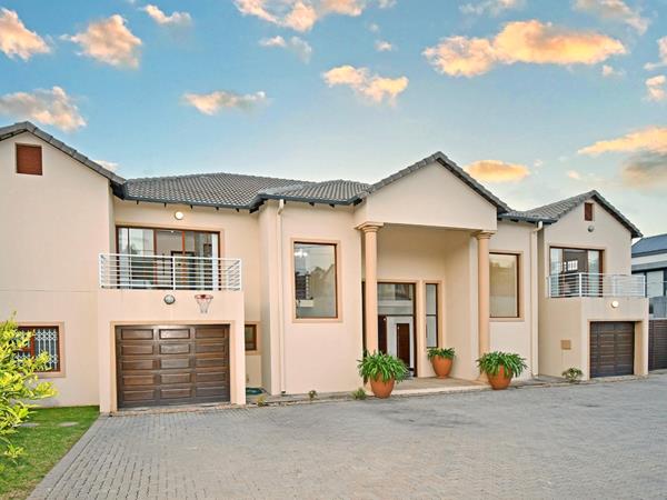 6 Bedroom House