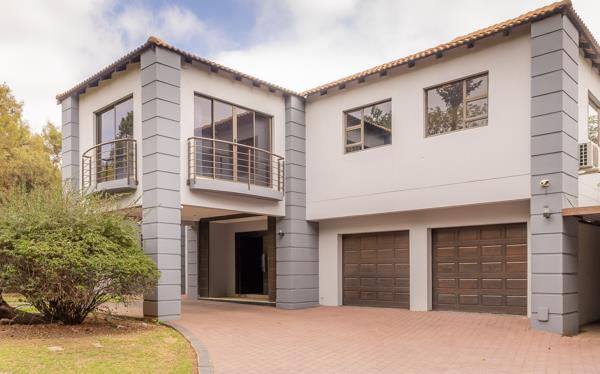 6 Bedroom House