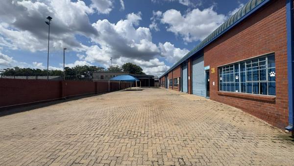 782 m² Commercial space