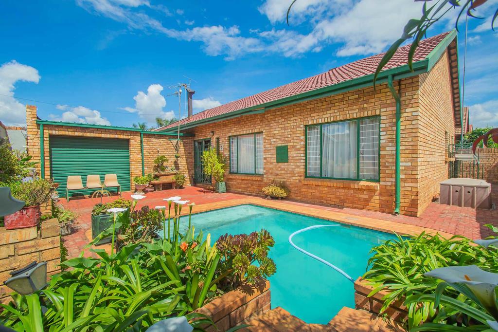3 Bedroom Cluster