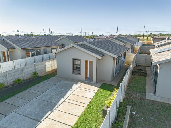 2 Bedroom House