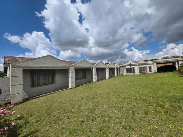 5 Bedroom House