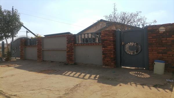 2 Bedroom House