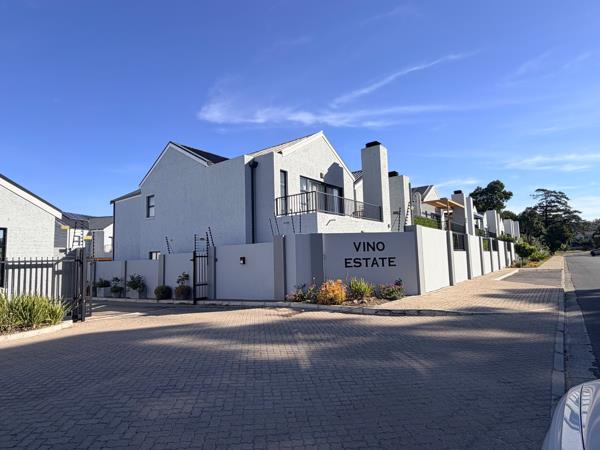 3 Bedroom Townhouse