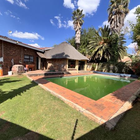 4 Bedroom House