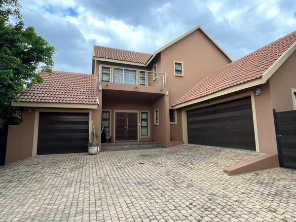 5 Bedroom House
