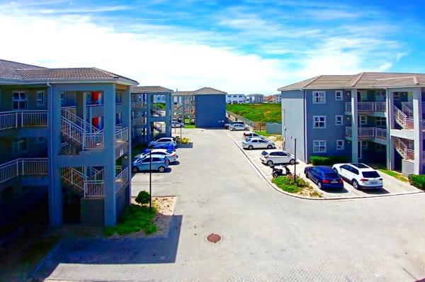 2 Bedroom Apartment in Muizenberg