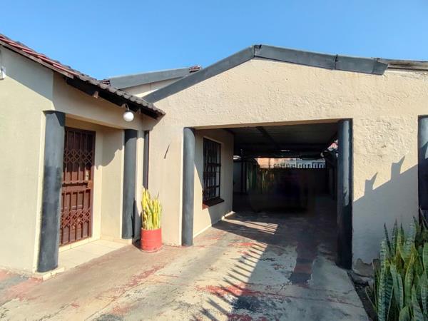 2 Bedroom House