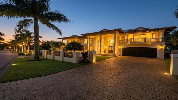 8 Bedroom House
