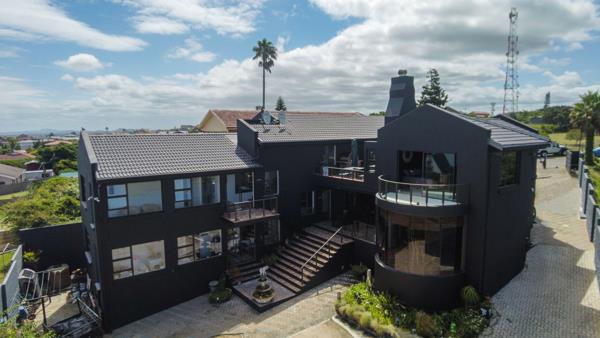 7 Bedroom House