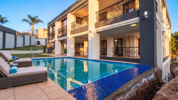 5 Bedroom House