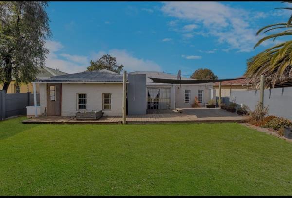9 Bedroom House