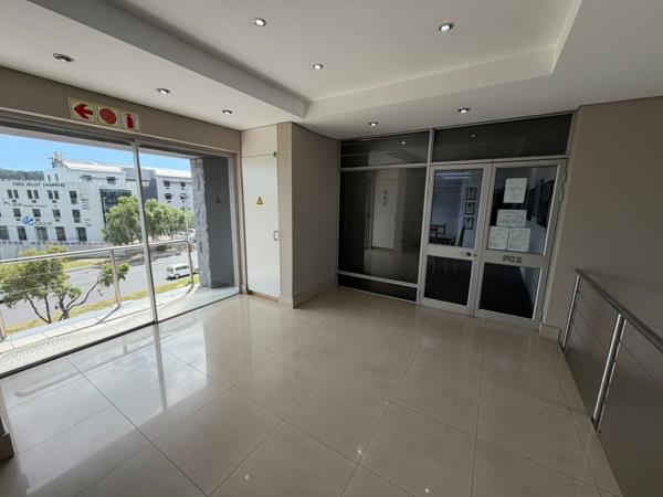 200 m² Commercial space