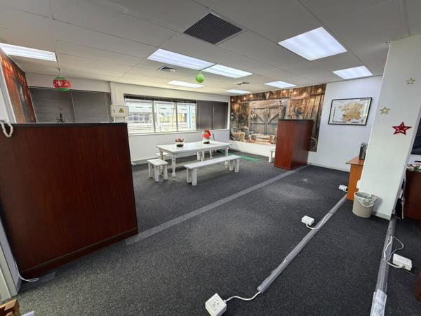 200 m² Commercial space