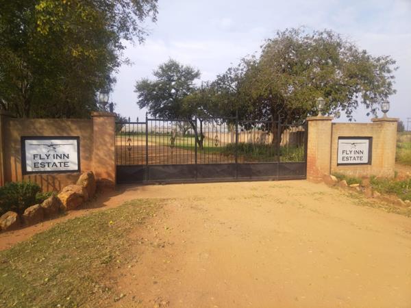 811 m² Land