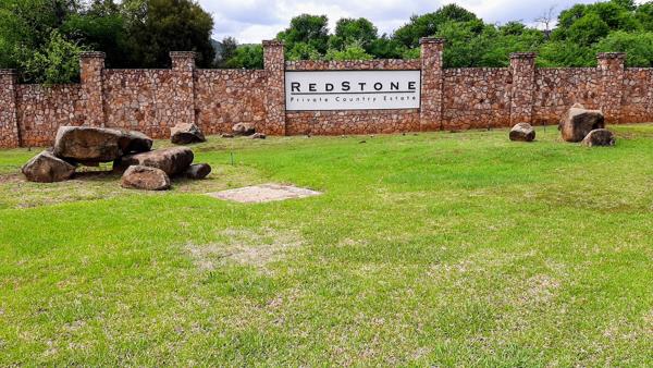 900 m² Land