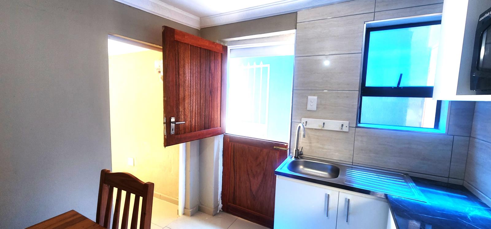 1 Bedroom Apartment in Glenlily