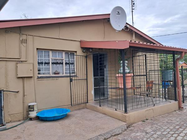 2 Bedroom House