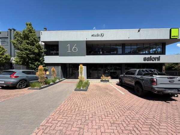 1 000 m² Commercial space