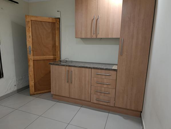 1 Bedroom House