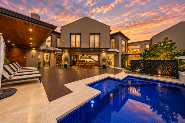 5 Bedroom House