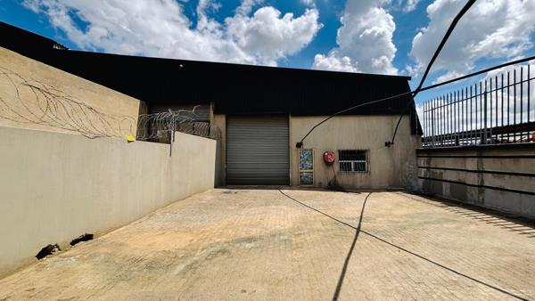 280 m² Industrial space