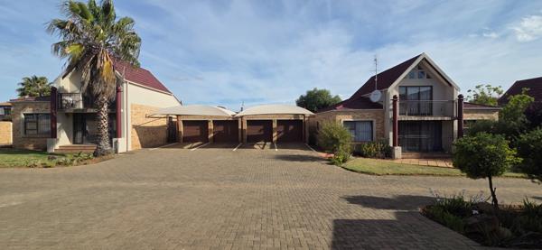 4 Bedroom Townhouse