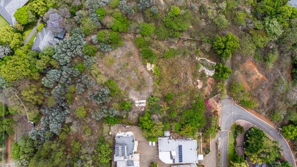 2 588 m² Land