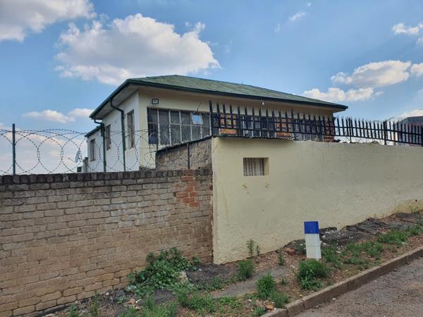 20 Bedroom House