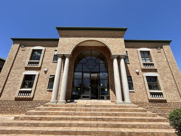 175 m² Commercial space