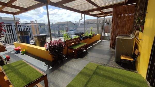 2 Bedroom House